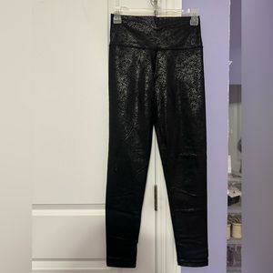 OFFLINE by AERIE🐍Black Snake Skin Leggings